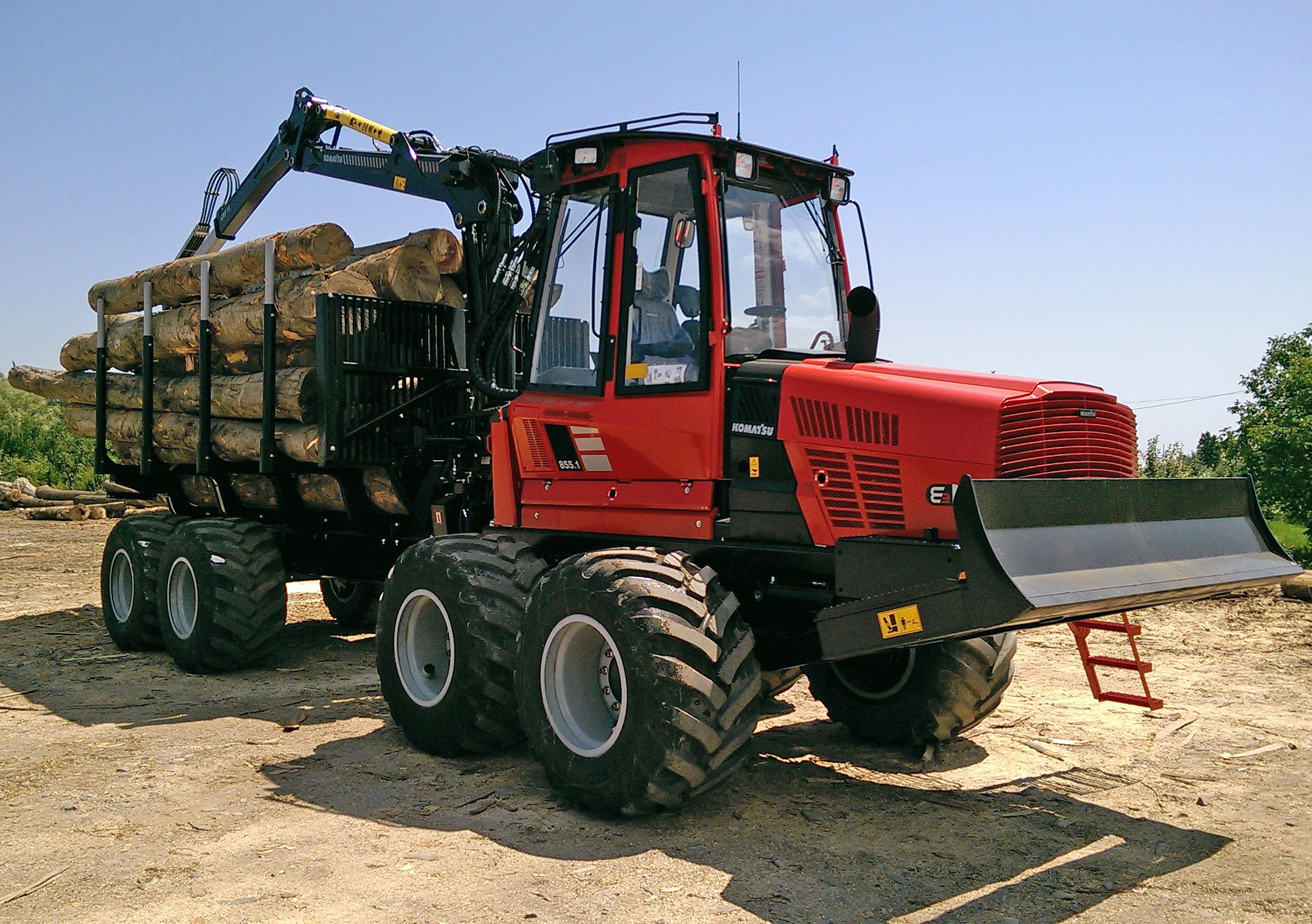 Livrare forwarder Komatsu 855.1 in judetul Vrancea