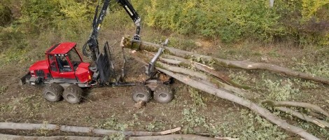 Premieră în RO: forwarder Komatsu 875 cu clambunk